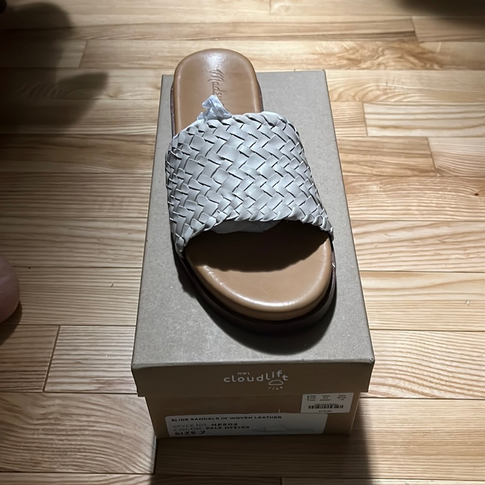 Brand New Madewell sandals!